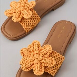 Crocheted Flower Slide Sandals in Peach